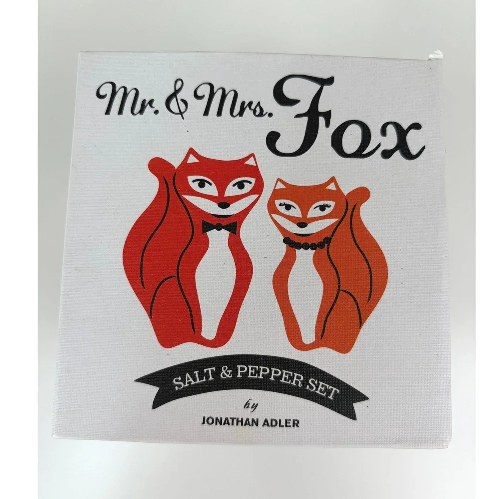 Jonathan Adler Mr & Mrs Fox Salt Pepper Shakers Gray Ceramic Original Box